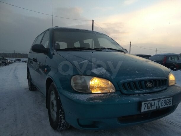 Kia Carnival I, 7 мест, 2000 г.
