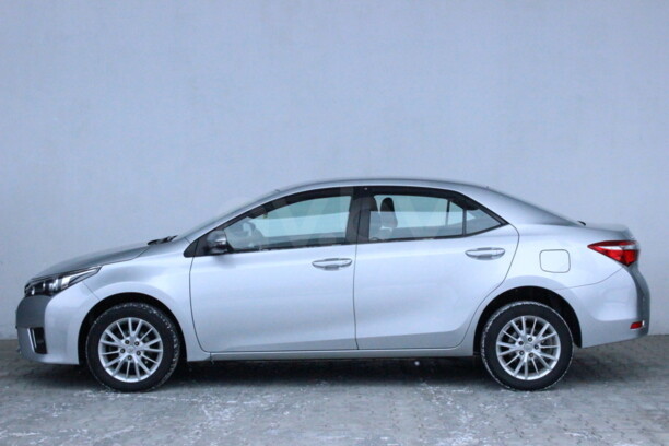 Toyota Corolla XI (E170), 2014 г.
