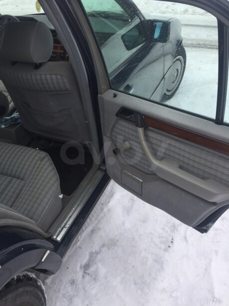 Mercedes-Benz E-Класс W124, S124, C124, A124, 1990 г.