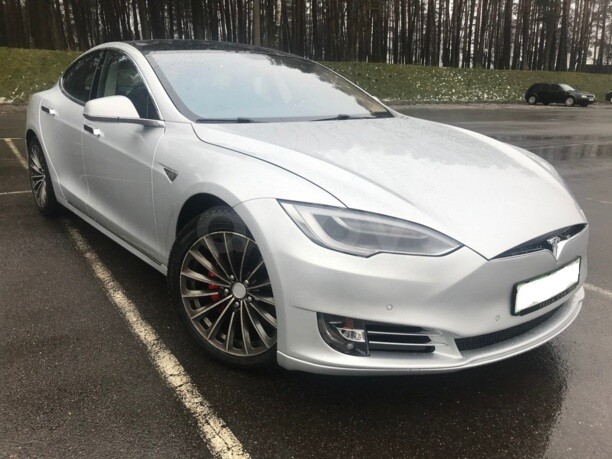 Tesla Model S I, 2015 г.