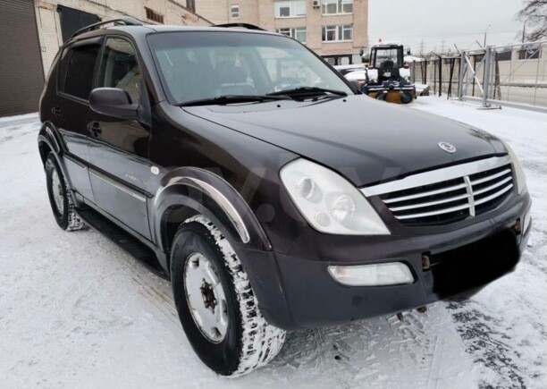 SsangYong Rexton I, 7 мест, 2002 г.
