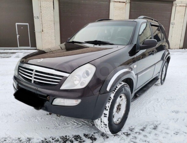 SsangYong Rexton I, 7 мест, 2002 г.