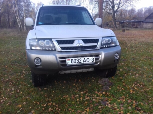 Mitsubishi Montero III, 7 мест, 2004 г.