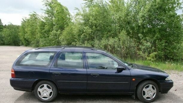 Ford Mondeo I, 1996 г.