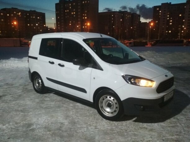 Ford Tourneo Courier, 2017 г.