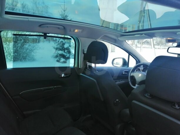 Peugeot 5008 I, 5 мест, 2011 г.