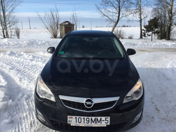 Opel Astra J, 2011 г.