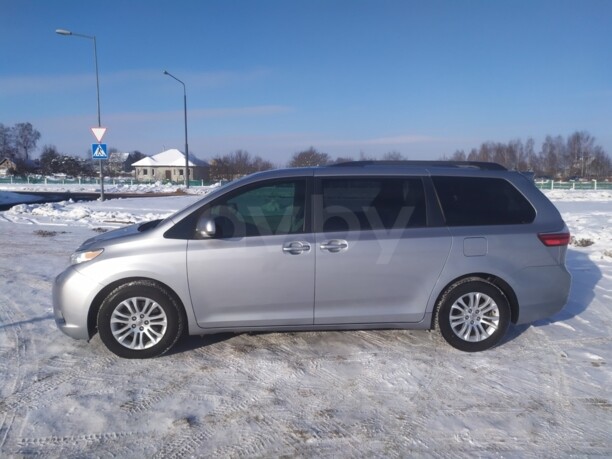 Toyota Sienna III (XL30), 7 мест, 2016 г.