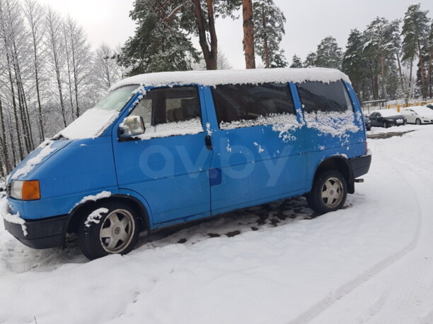 Volkswagen Transporter T4, 1990 г.