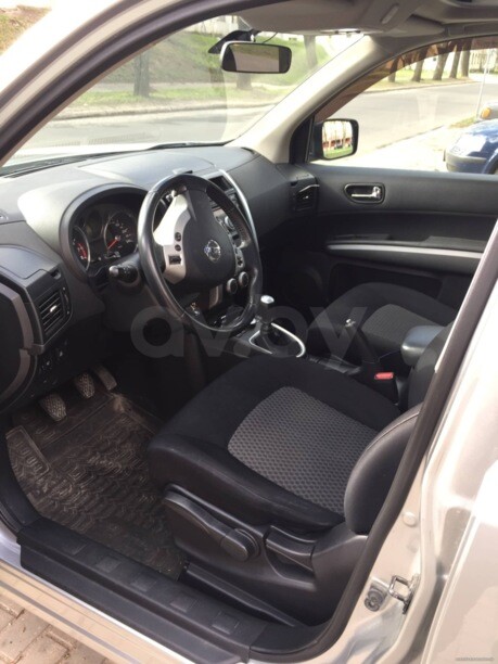Nissan X-Trail II (T31), 5 мест, 2010 г.