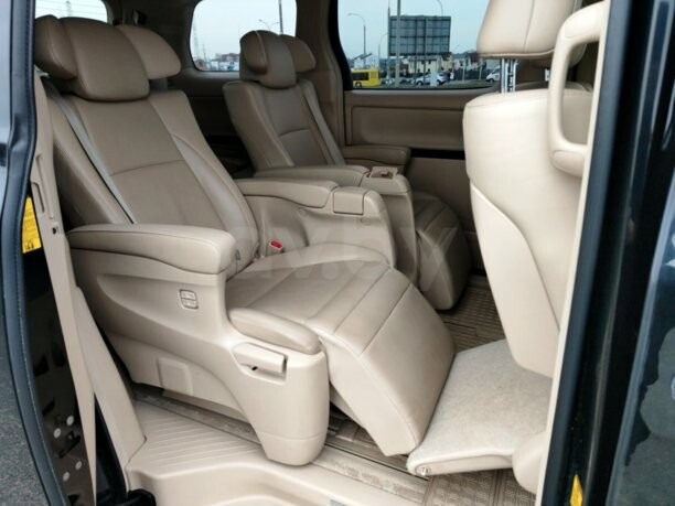 Toyota Alphard II · Рестайлинг, 2013 г.
