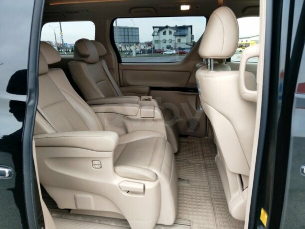 Toyota Alphard II · Рестайлинг, 2013 г.