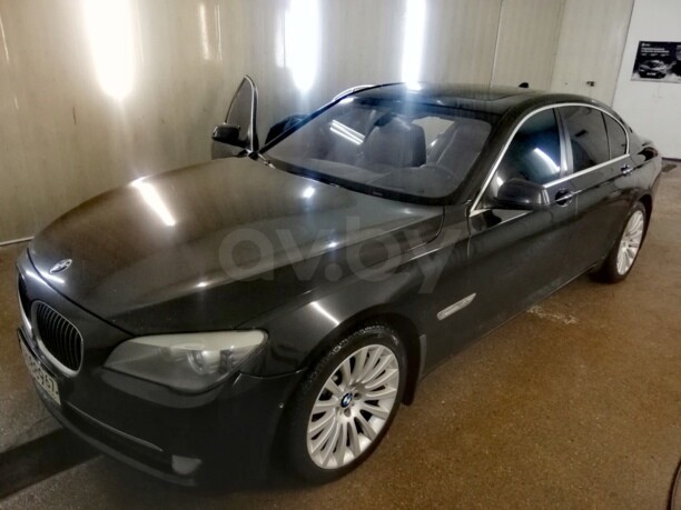 BMW 7 серия F01, F04, 2009 г.