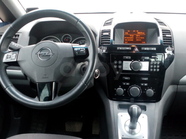 Opel Zafira B · Рестайлинг, 7 мест, 2010 г.