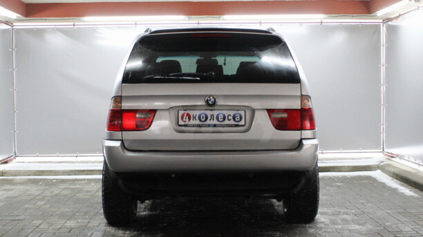 BMW X5 E53, 5 мест, 2001 г.