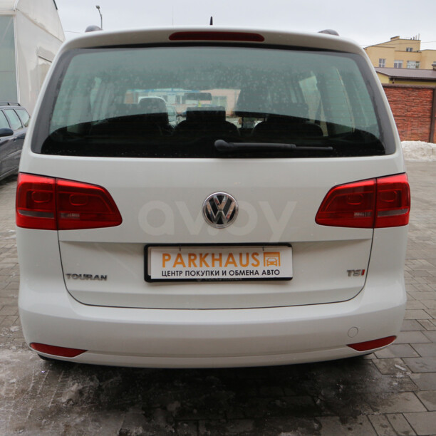Volkswagen Touran II, 5 мест, 2014 г.