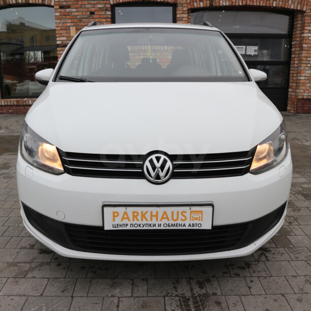 Volkswagen Touran II, 5 мест, 2014 г.