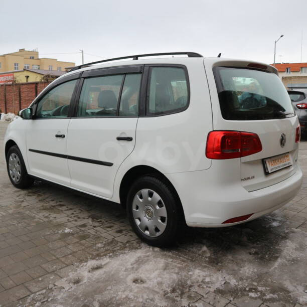 Volkswagen Touran II, 5 мест, 2014 г.