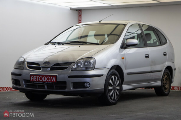 Nissan Almera Tino, 2004 г.