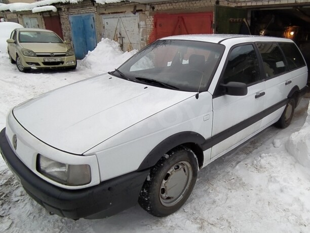 Volkswagen Passat B3, 1990 г.