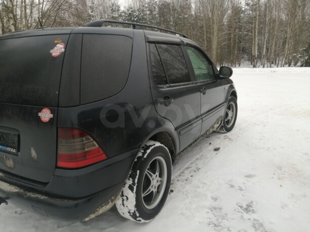 Mercedes-Benz M-Класс W163, 7 мест, 2000 г.