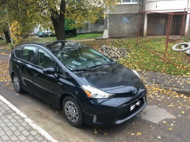 Toyota Prius V(+) ZVW40/41 · Рестайлинг, 2015 г.