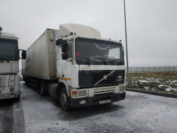 Volvo F 10, 1990 г.