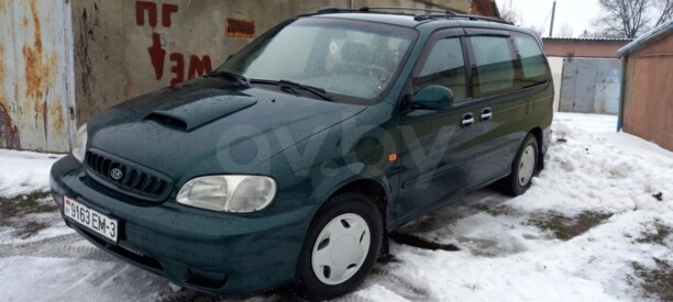 Kia Carnival I, 7 мест, 2001 г.