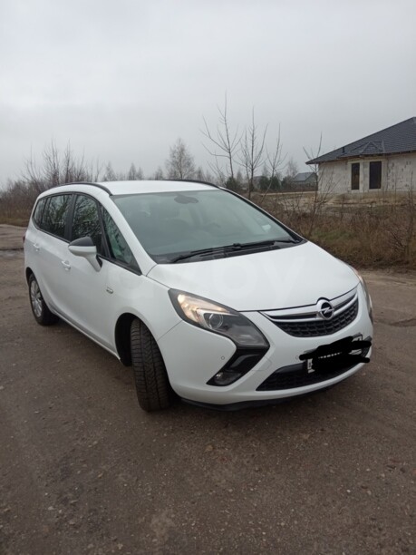 Opel Zafira C, 5 мест, 2015 г.