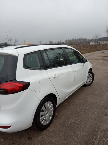 Opel Zafira C, 5 мест, 2015 г.