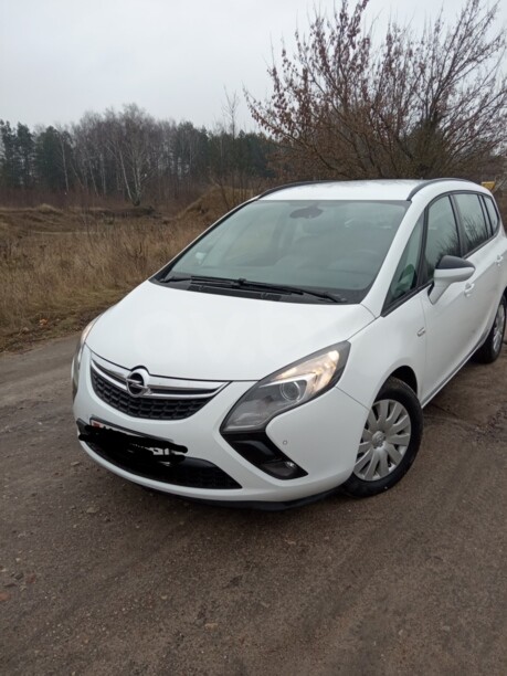 Opel Zafira C, 5 мест, 2015 г.