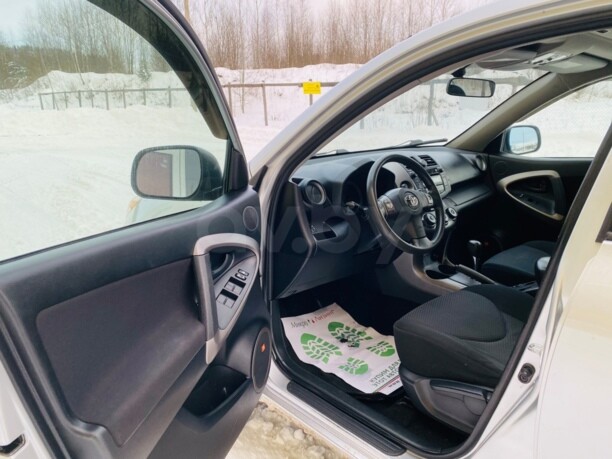 Toyota RAV4 III (XA30), 5 мест, 2008 г.