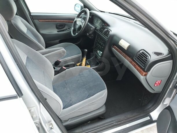 Peugeot 406 I · Рестайлинг, 2001 г.