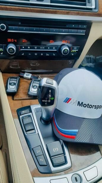 BMW 7 серия F02 (Long), 2011 г.