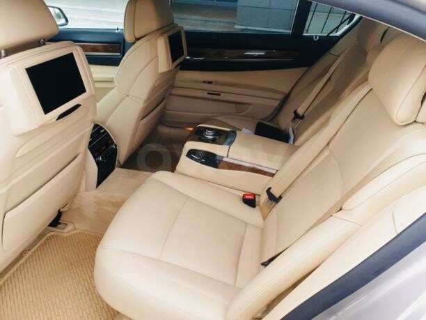 BMW 7 серия F02 (Long), 2011 г.
