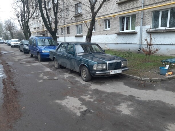 Mercedes-Benz E-Класс W123, 1982 г.