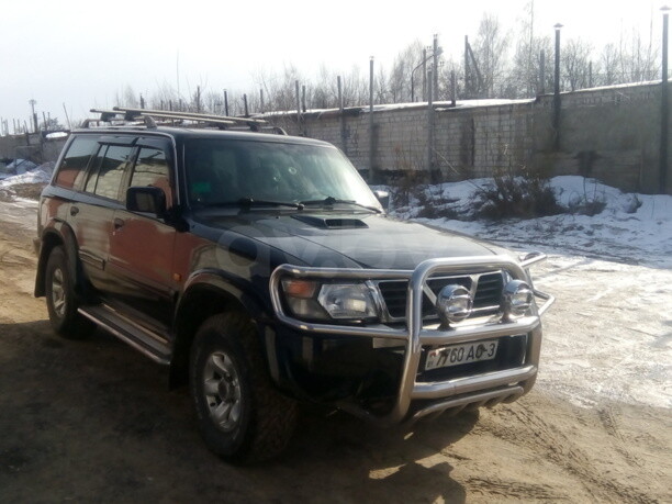 Nissan Patrol Y61, 7 мест, 2000 г.