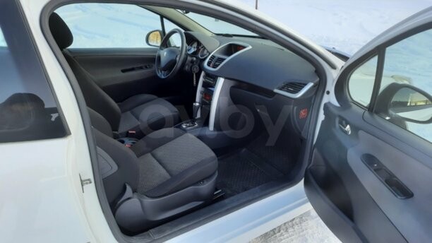 Peugeot 207 I · Рестайлинг, 2009 г.