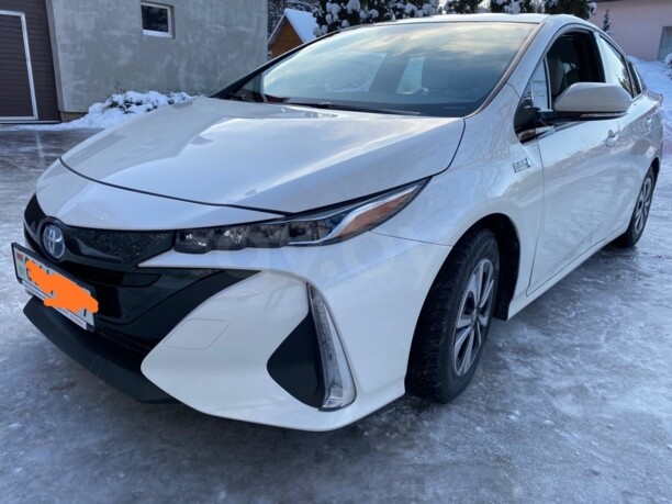 Toyota Prius Prime, 2018 г.