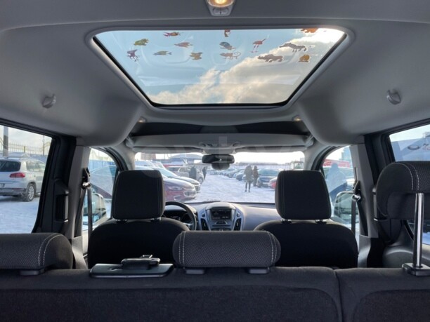 Ford Tourneo Connect II, 5 мест, 2015 г.