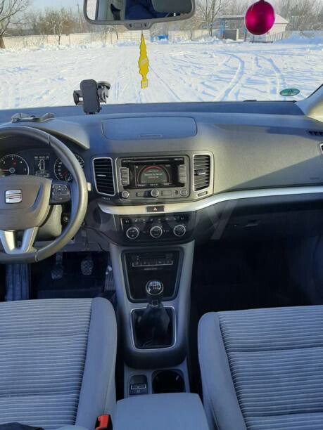 SEAT Alhambra II, 5 мест, 2015 г.