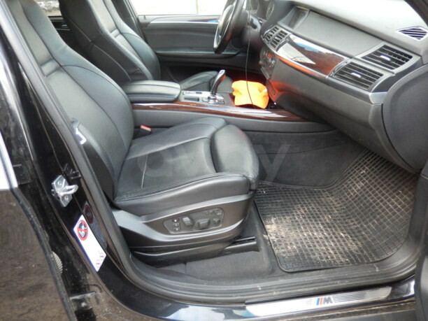 BMW X5 E70, 5 мест, 2011 г.