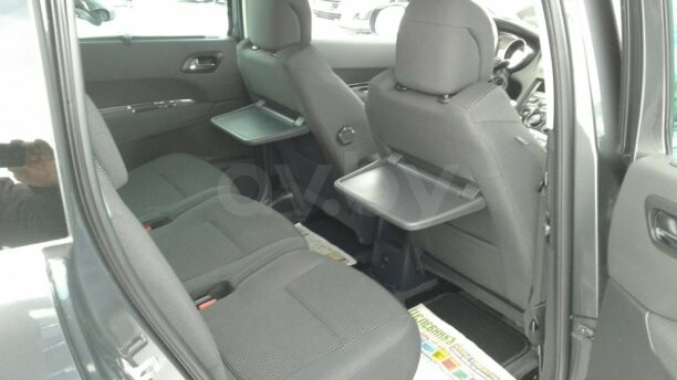Peugeot 5008 I · Рестайлинг, 7 мест, 2016 г.
