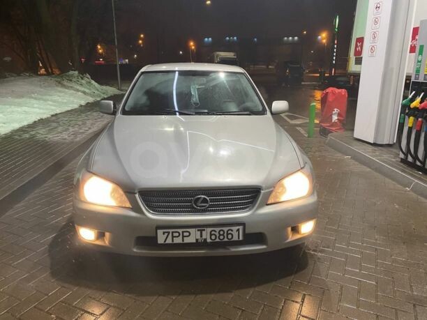 Lexus IS I, 2002 г.