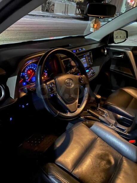 Toyota RAV4 IV (XA40), 5 мест, 2013 г.
