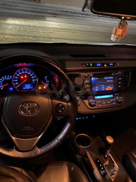 Toyota RAV4 IV (XA40), 5 мест, 2013 г.