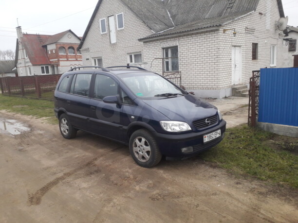 Opel Zafira A, 7 мест, 2001 г.