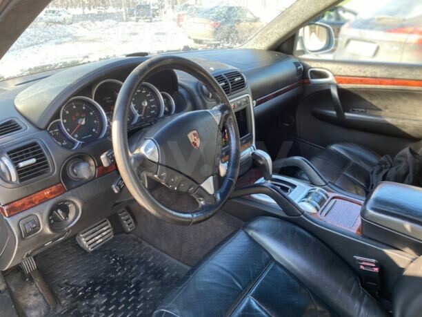 Porsche Cayenne 955, 2004 г.