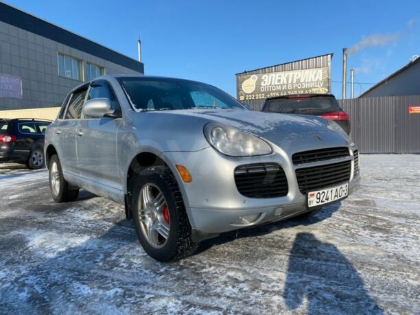 Porsche Cayenne 955, 2004 г.