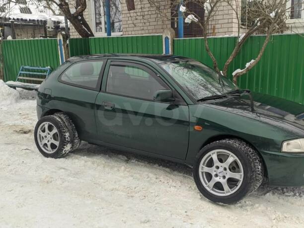 Mitsubishi Colt V, 1998 г.